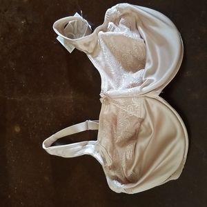 Amoena Nina 2242 mastectomy bra with underwire 40G